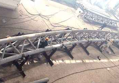 积石山多功能体育馆案例